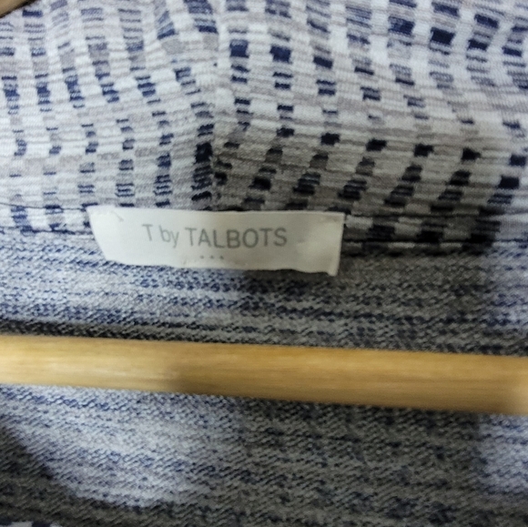 T By Talbots Cowl Neck Pullover Sz L Navy/White Chevron Preppy Casual - Picture 7 of 8